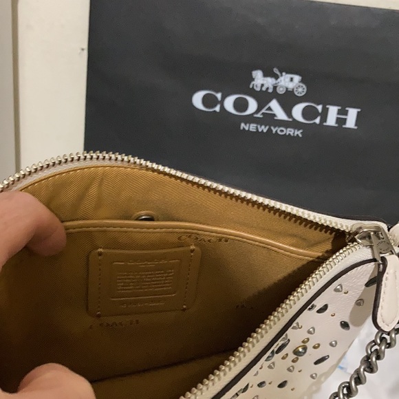 Coach Prie Rvts Nolita WRL2 - Picture 7 of 10